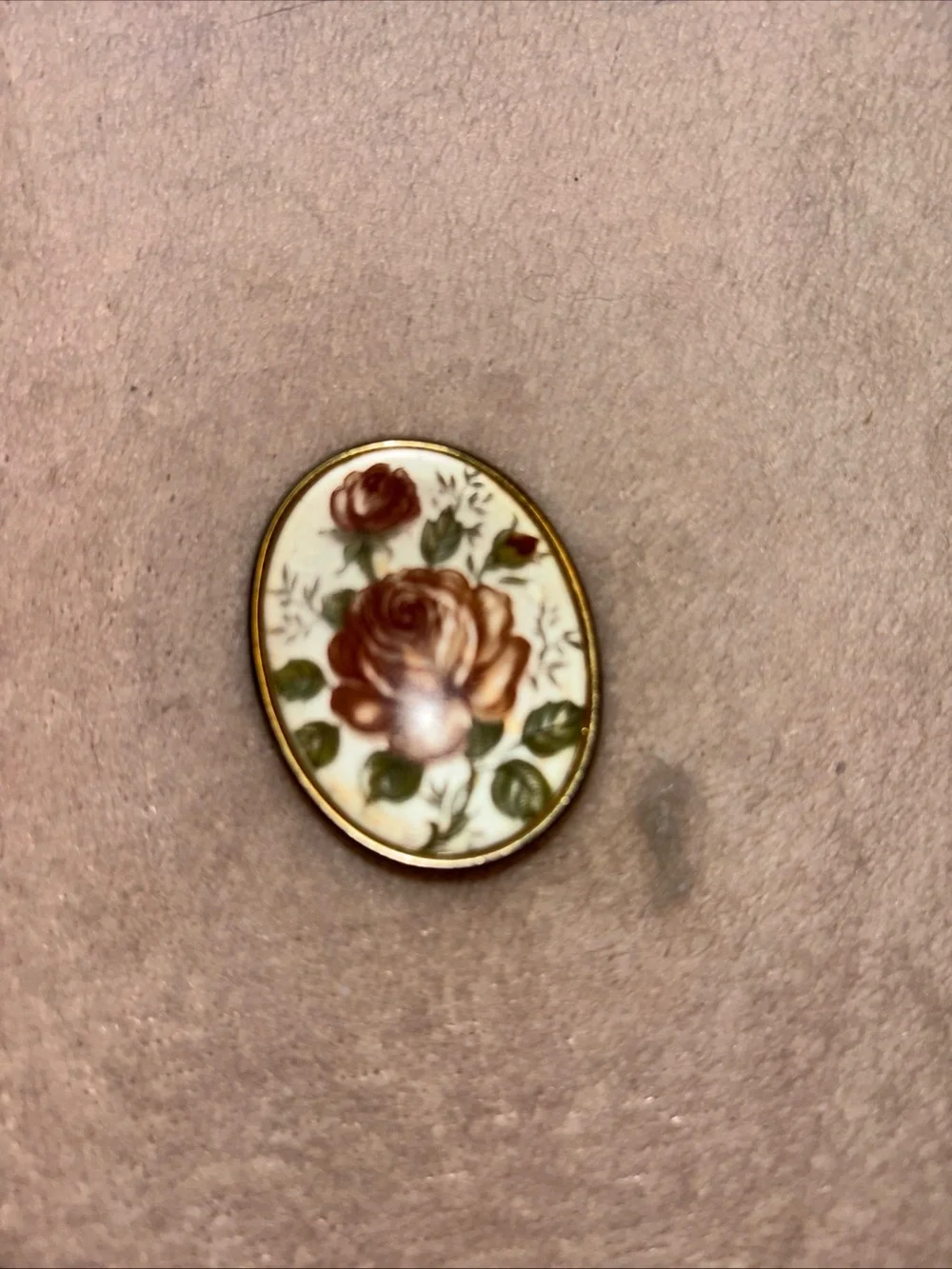 Gold Flower Vintage Brooch - Elegant Women’s Accessory